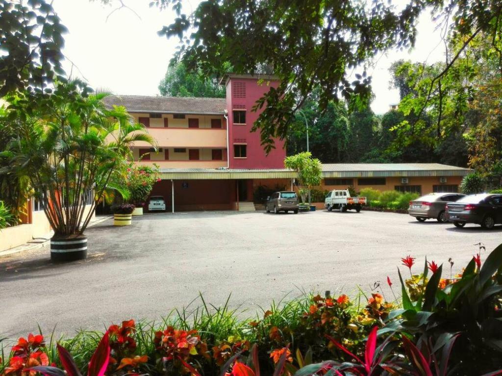 Mersing Merlin Inn Exterior foto